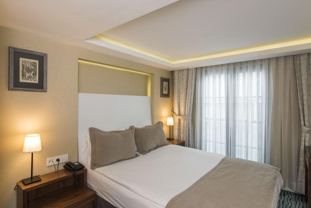 Aston Hotel Taksim Istanboel Buitenkant foto