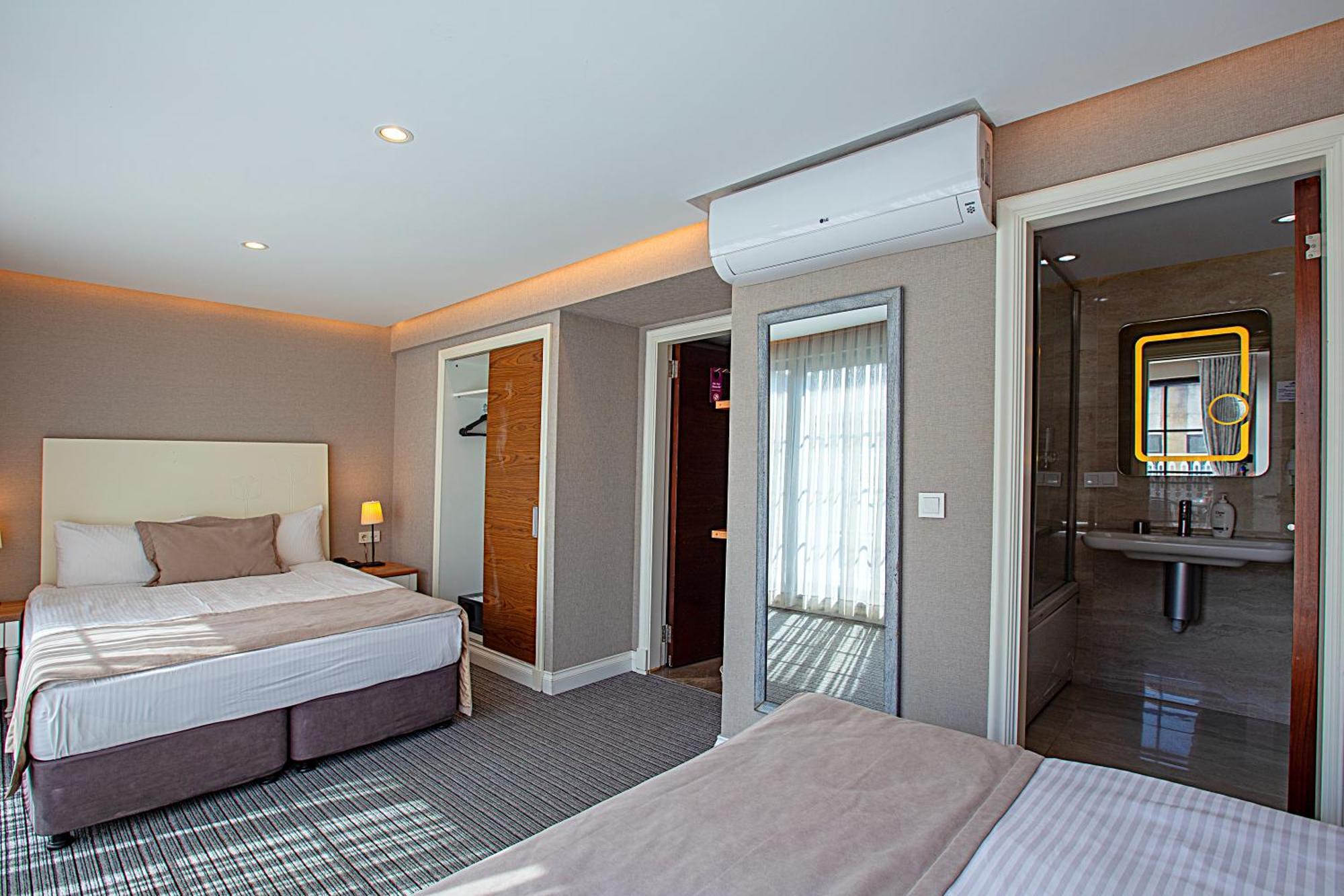 Aston Hotel Taksim Istanboel Buitenkant foto