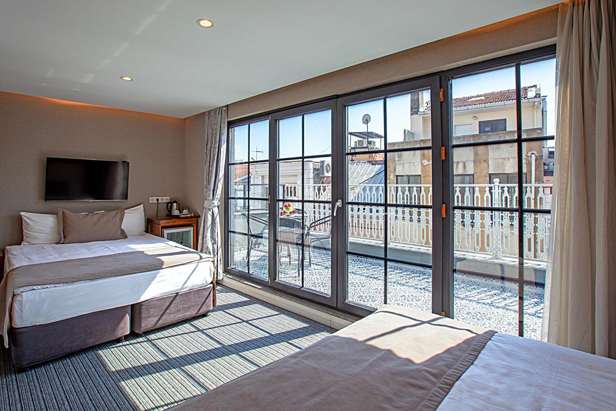 Aston Hotel Taksim Istanboel Buitenkant foto