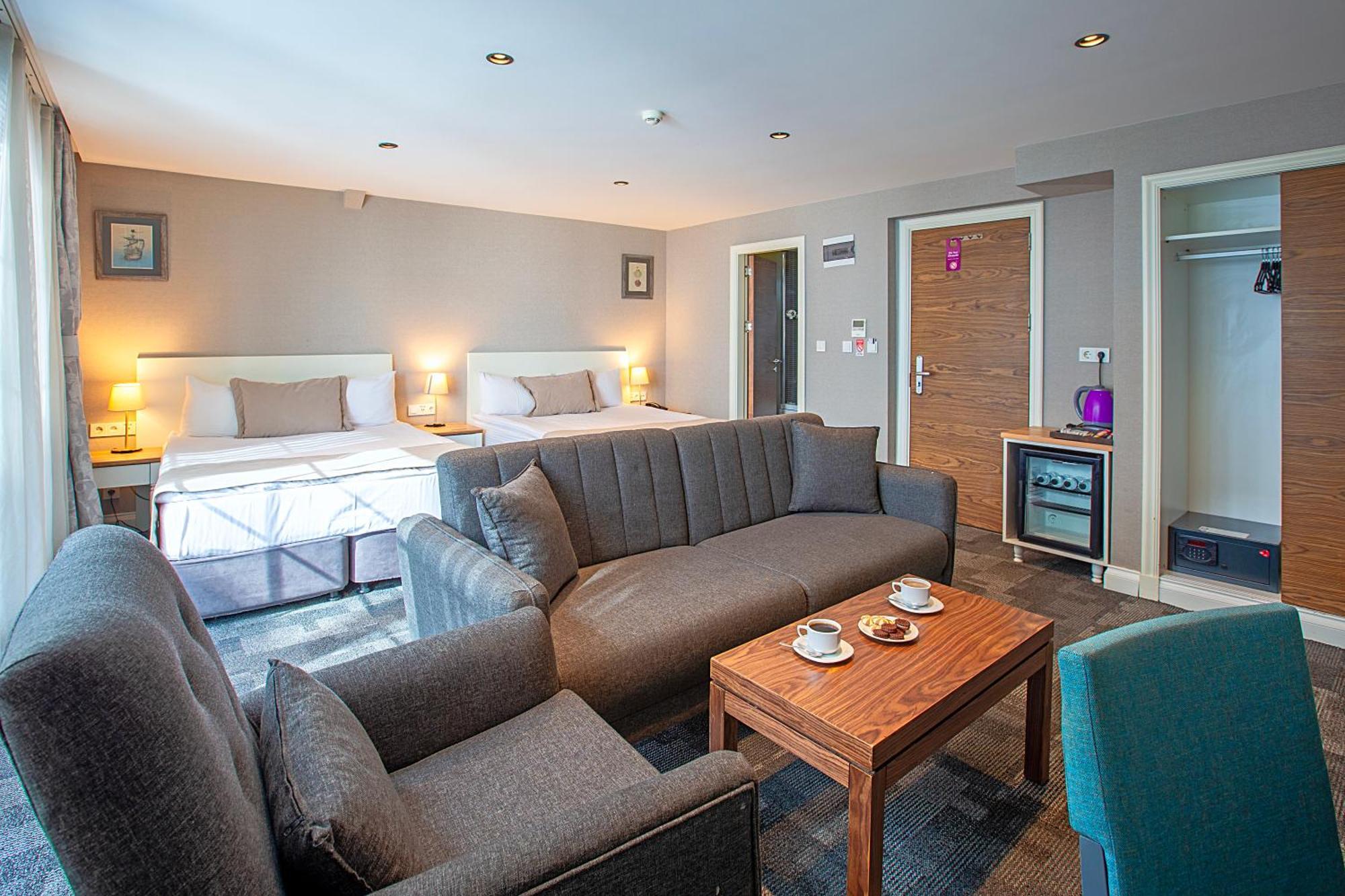 Aston Hotel Taksim Istanboel Buitenkant foto