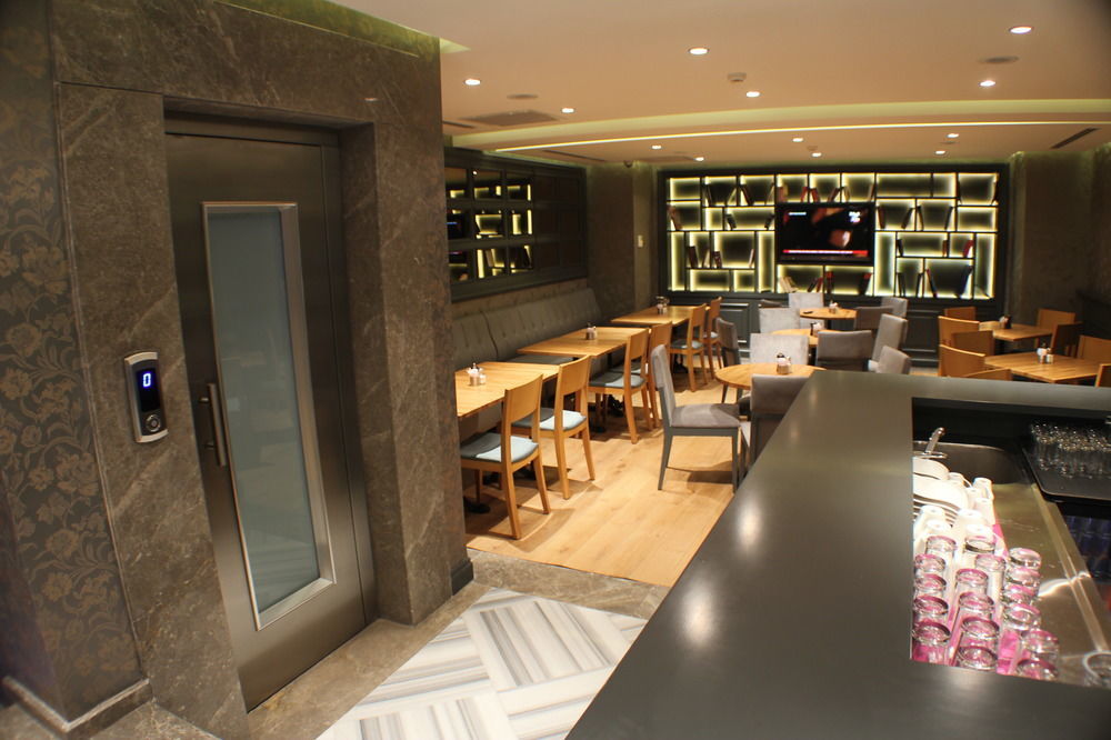 Aston Hotel Taksim Istanboel Buitenkant foto